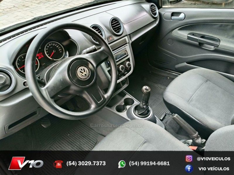VOLKSWAGEN SAVEIRO 1.6 MI CS 8V G.III 2012/2013 V10 VEÍCULOS CAXIAS DO SUL / Carros no Vale