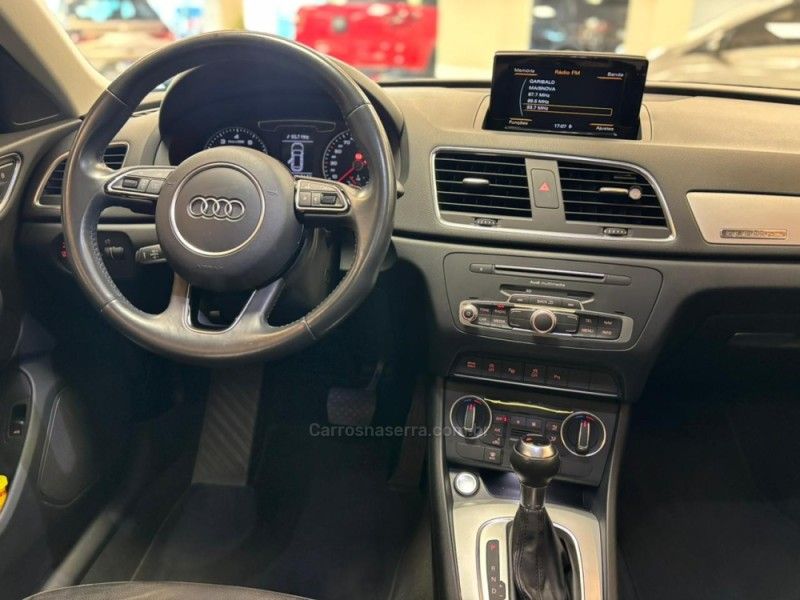 AUDI Q3 2.0 TFSI QUATTRO S TRONIC 2017/2018 LUIGGI AUTOMÓVEIS CARLOS BARBOSA / Carros no Vale