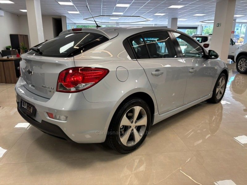 CHEVROLET CRUZE 1.8 LT SPORT6 16V 2012/2013 LUIGGI AUTOMÓVEIS CARLOS BARBOSA / Carros no Vale CHEVROLET CRUZE 1.8 LT SPORT6 16V 2012/2013 LUIGGI AUTOMÓVEIS CARLOS BARBOSA / Carros no Vale