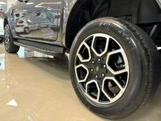 FORD RANGER 3.0 V6 LIMITED PLUS CD TURBO 4X4 2024/2025 LUIGGI AUTOMÓVEIS CARLOS BARBOSA / Carros no Vale