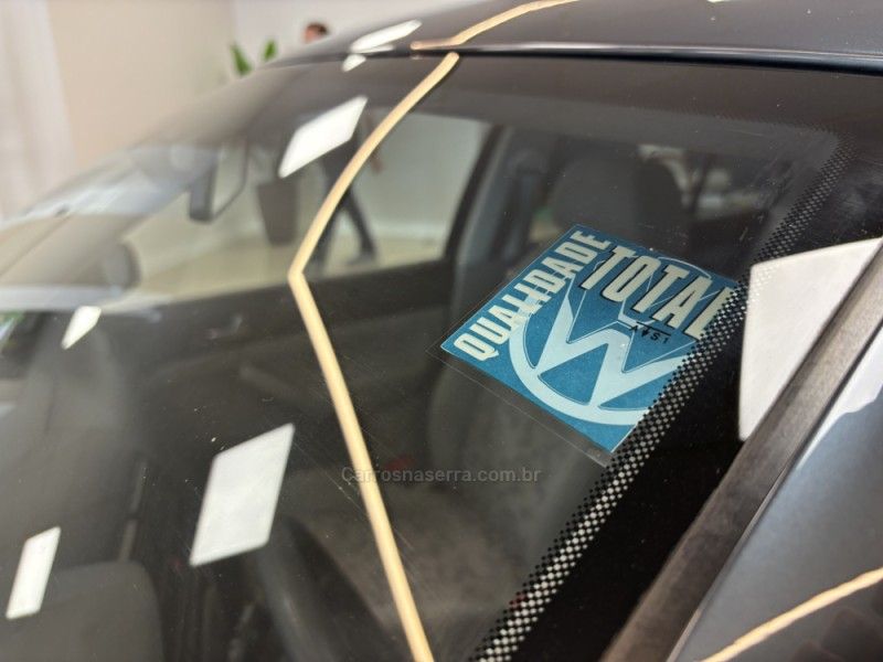 VOLKSWAGEN GOLF 1.6 SR 1999/2000 LUIGGI AUTOMÓVEIS CARLOS BARBOSA / Carros no Vale VOLKSWAGEN GOLF 1.6 SR 1999/2000 LUIGGI AUTOMÓVEIS CARLOS BARBOSA / Carros no Vale