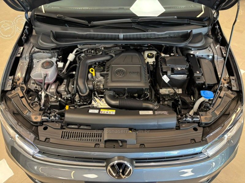 VOLKSWAGEN POLO 1.0 170 TSI 12V HIGHLINE 2024/2025 LUIGGI AUTOMÓVEIS CARLOS BARBOSA / Carros no Vale