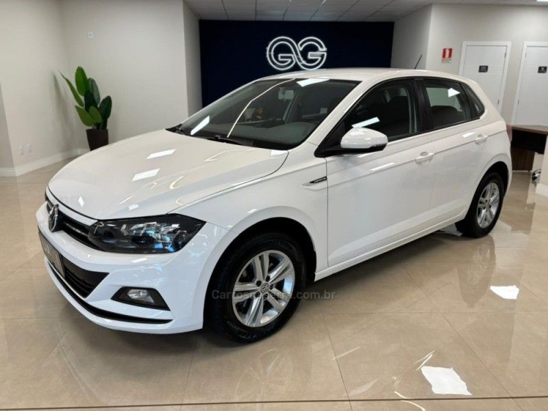 VOLKSWAGEN POLO 1.0 200 TSI COMFORTLINE 2019/2020 LUIGGI AUTOMÓVEIS CARLOS BARBOSA / Carros no Vale