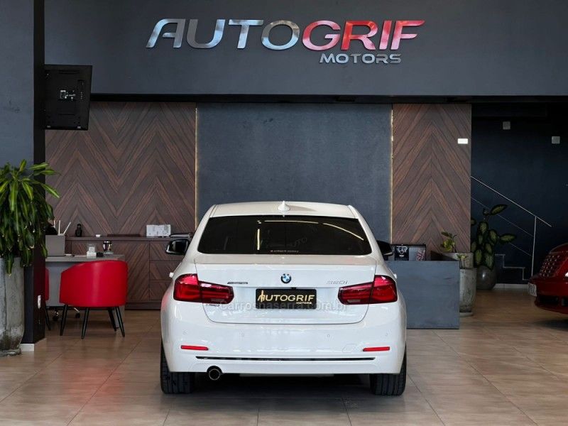 BMW 320I 2.0 16V TURBO ACTIVE 2017/2018 AUTOGRIF MOTORS CAMPO BOM / Carros no Vale