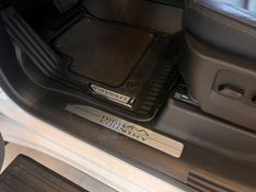 CHEVROLET SILVERADO 5.3 1500 HIGH 4X4 COUNTRY 4X4 2023/2024 AUTOGRIF MOTORS CAMPO BOM / Carros no Vale