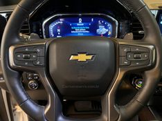 CHEVROLET SILVERADO 5.3 1500 HIGH 4X4 COUNTRY 4X4 2023/2024 AUTOGRIF MOTORS CAMPO BOM / Carros no Vale