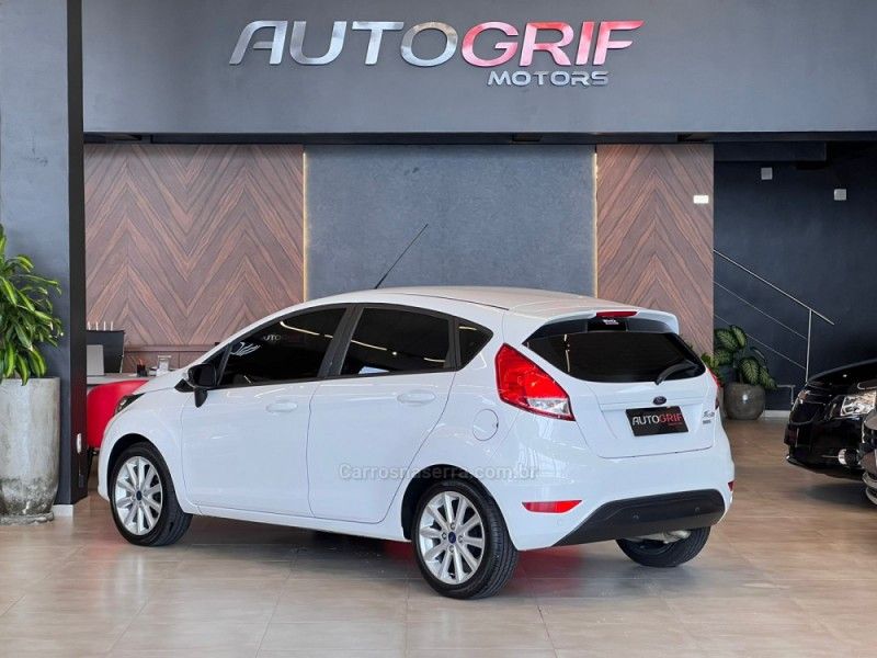 FORD FIESTA 1.0 SEL ECOBOOST GTDI 12V 2018/2018 AUTOGRIF MOTORS CAMPO BOM / Carros no Vale