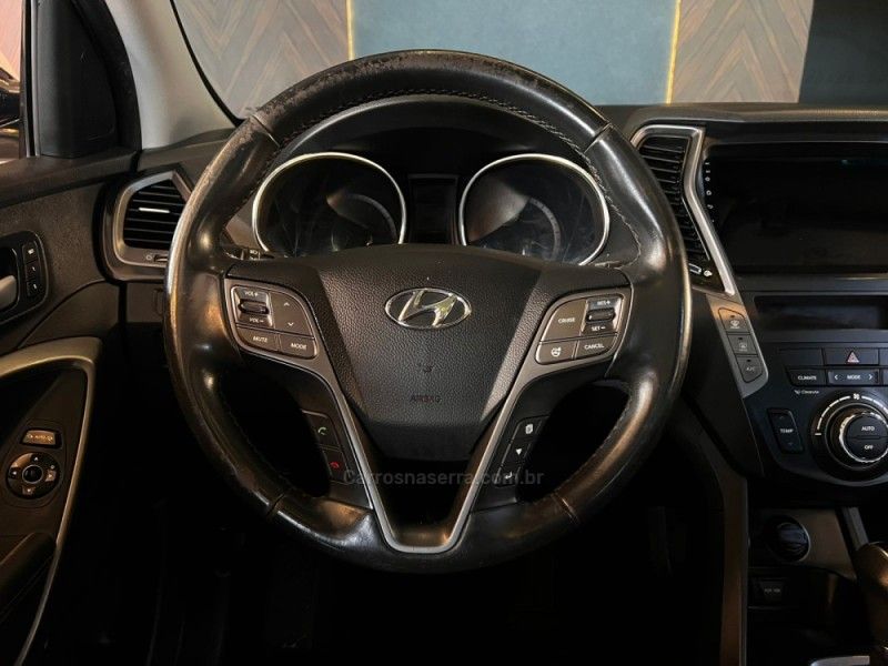 HYUNDAI SANTA FÉ 3.5 MPFI GLS 7 LUGARES V6 24V 285CV 2015/2015 AUTOGRIF MOTORS CAMPO BOM / Carros no Vale