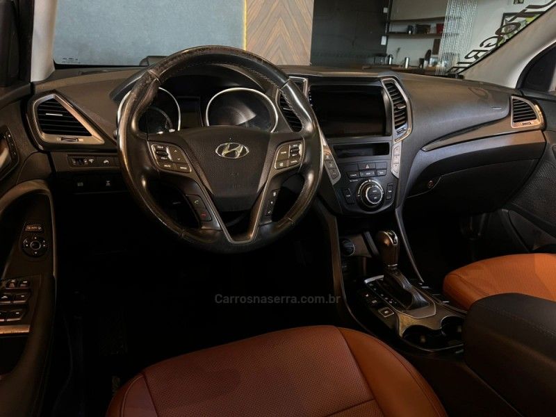 HYUNDAI SANTA FÉ 3.5 MPFI GLS 7 LUGARES V6 24V 285CV 2015/2015 AUTOGRIF MOTORS CAMPO BOM / Carros no Vale