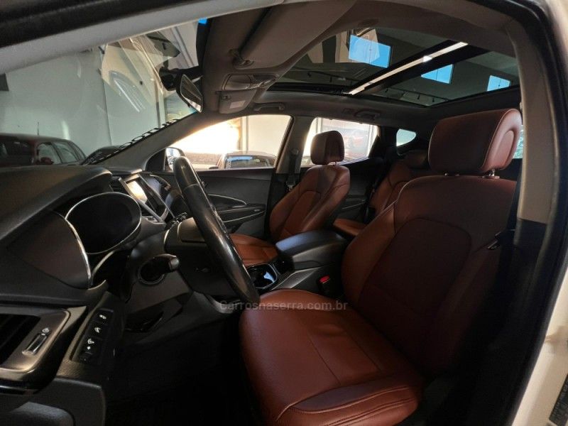 HYUNDAI SANTA FÉ 3.5 MPFI GLS 7 LUGARES V6 24V 285CV 2015/2015 AUTOGRIF MOTORS CAMPO BOM / Carros no Vale