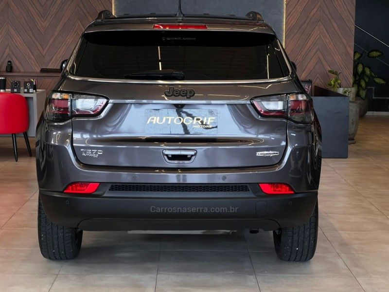 JEEP COMPASS 1.3 LONGITUDE T270 16V TURBO 4X2 2022/2022 AUTOGRIF MOTORS CAMPO BOM / Carros no Vale JEEP COMPASS 1.3 LONGITUDE T270 16V TURBO 4X2 2022/2022 AUTOGRIF MOTORS CAMPO BOM / Carros no Vale