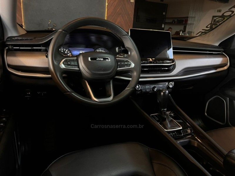 JEEP COMPASS 1.3 LONGITUDE T270 16V TURBO 4X2 2022/2022 AUTOGRIF MOTORS CAMPO BOM / Carros no Vale JEEP COMPASS 1.3 LONGITUDE T270 16V TURBO 4X2 2022/2022 AUTOGRIF MOTORS CAMPO BOM / Carros no Vale
