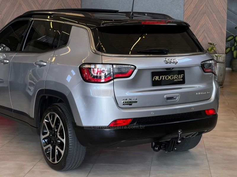 JEEP COMPASS 2.0 16V LIMITED 4X4 2019/2019 AUTOGRIF MOTORS CAMPO BOM / Carros no Vale
