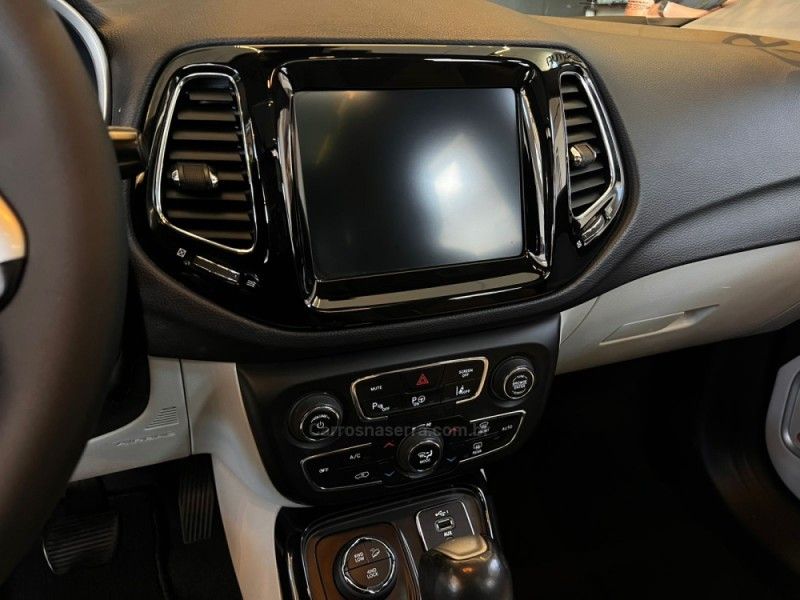 JEEP COMPASS 2.0 16V LIMITED 4X4 2019/2019 AUTOGRIF MOTORS CAMPO BOM / Carros no Vale