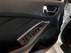 KIA CERATO 1.6 SX3 16V 2014/2014 AUTOGRIF MOTORS CAMPO BOM / Carros no Vale