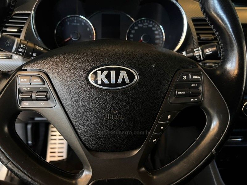 KIA CERATO 1.6 SX3 16V 2014/2014 AUTOGRIF MOTORS CAMPO BOM / Carros no Vale