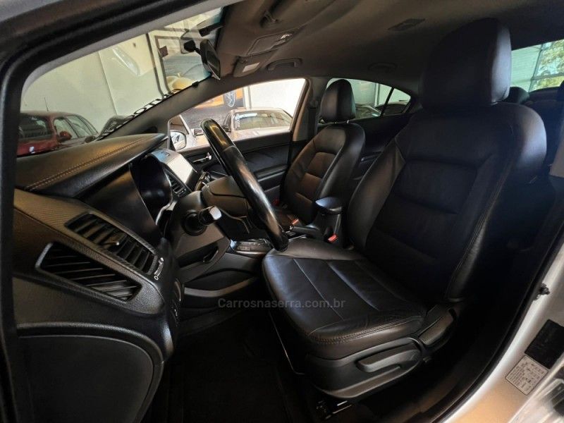 KIA CERATO 1.6 SX3 16V 2014/2014 AUTOGRIF MOTORS CAMPO BOM / Carros no Vale