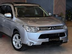 MITSUBISHI OUTLANDER 2.0 16V 2015/2015 AUTOGRIF MOTORS CAMPO BOM / Carros no Vale