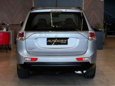 MITSUBISHI OUTLANDER 2.0 16V 2015/2015 AUTOGRIF MOTORS CAMPO BOM / Carros no Vale