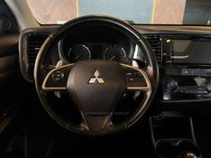 MITSUBISHI OUTLANDER 2.0 16V 2015/2015 AUTOGRIF MOTORS CAMPO BOM / Carros no Vale