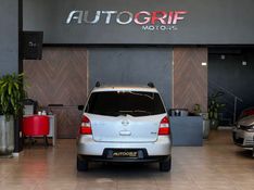 NISSAN GRAND LIVINA 1.8 SL 16V 2010/2010 AUTOGRIF MOTORS CAMPO BOM / Carros no Vale