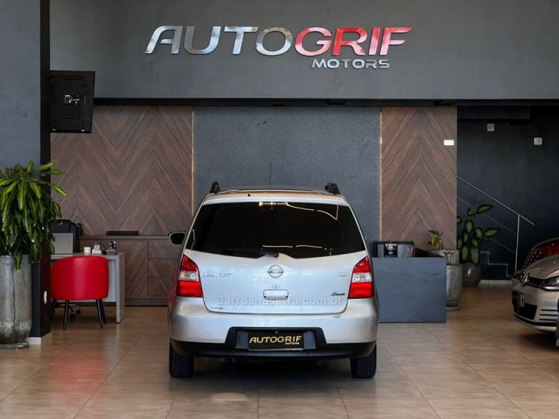 NISSAN GRAND LIVINA 1.8 SL 16V 2010/2010 AUTOGRIF MOTORS CAMPO BOM / Carros no Vale