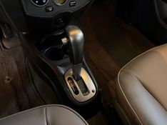 NISSAN GRAND LIVINA 1.8 SL 16V 2010/2010 AUTOGRIF MOTORS CAMPO BOM / Carros no Vale