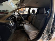 NISSAN GRAND LIVINA 1.8 SL 16V 2010/2010 AUTOGRIF MOTORS CAMPO BOM / Carros no Vale