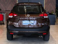 NISSAN KICKS 1.6 16V SL XTRONIC 2020/2021 AUTOGRIF MOTORS CAMPO BOM / Carros no Vale