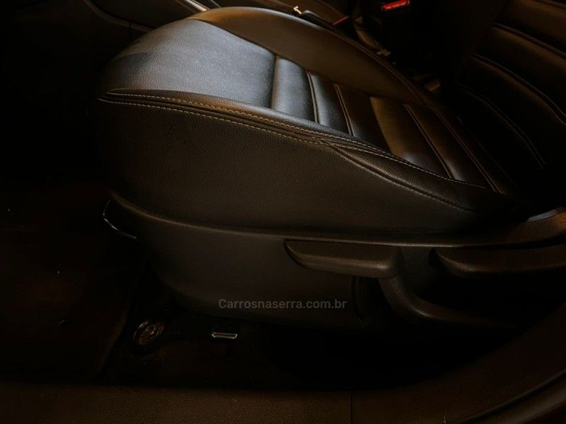 NISSAN KICKS 1.6 16V SL XTRONIC 2020/2021 AUTOGRIF MOTORS CAMPO BOM / Carros no Vale NISSAN KICKS 1.6 16V SL XTRONIC 2020/2021 AUTOGRIF MOTORS CAMPO BOM / Carros no Vale