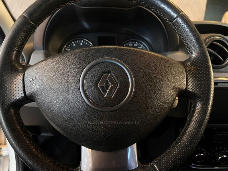 RENAULT DUSTER 2.0 DYNAMIQUE 4X2 16V 2012/2013 AUTOGRIF MOTORS CAMPO BOM / Carros no Vale