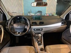 RENAULT FLUENCE 2.0 PRIVILÉGE 16V 2014/2014 AUTOGRIF MOTORS CAMPO BOM / Carros no Vale