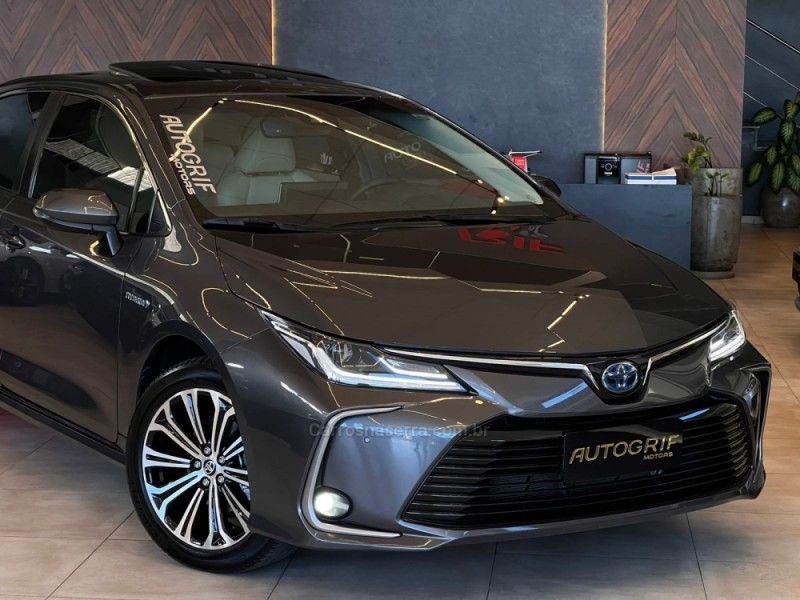 TOYOTA COROLLA 1.8 ALTIS PREMIUM 16V HÍBRIDO 2022/2022 AUTOGRIF MOTORS CAMPO BOM / Carros no Vale