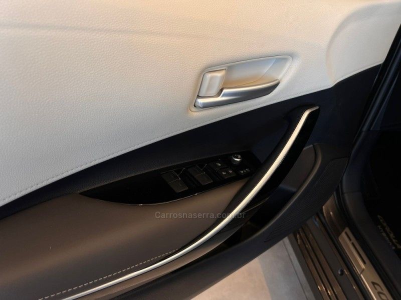 TOYOTA COROLLA 1.8 ALTIS PREMIUM 16V HÍBRIDO 2022/2022 AUTOGRIF MOTORS CAMPO BOM / Carros no Vale