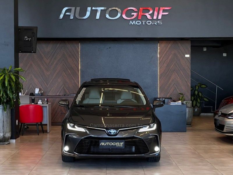 TOYOTA COROLLA 1.8 ALTIS PREMIUM 16V HÍBRIDO 2022/2022 AUTOGRIF MOTORS CAMPO BOM / Carros no Vale
