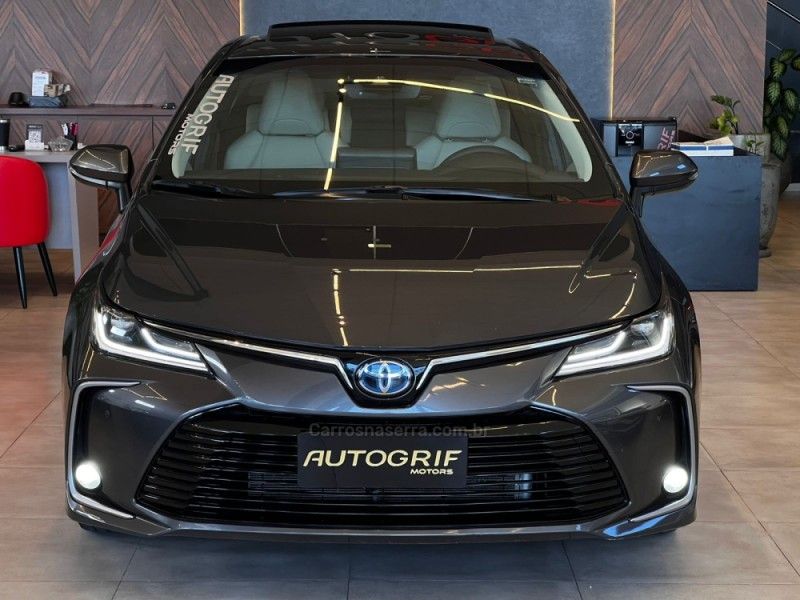 TOYOTA COROLLA 1.8 ALTIS PREMIUM 16V HÍBRIDO 2022/2022 AUTOGRIF MOTORS CAMPO BOM / Carros no Vale