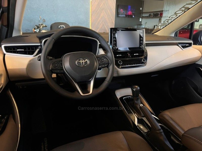 TOYOTA COROLLA 1.8 ALTIS PREMIUM 16V HÍBRIDO 2022/2022 AUTOGRIF MOTORS CAMPO BOM / Carros no Vale