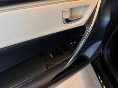 TOYOTA COROLLA 2.0 ALTIS 16V 2015/2015 AUTOGRIF MOTORS CAMPO BOM / Carros no Vale