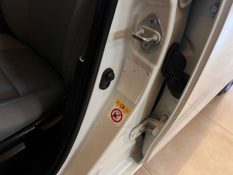 TOYOTA COROLLA 2.0 XEI 16V 2015/2015 AUTOGRIF MOTORS CAMPO BOM / Carros no Vale