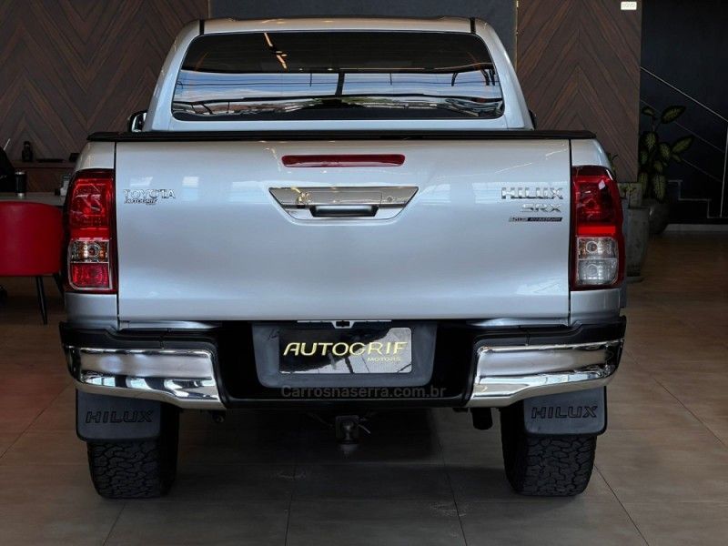 TOYOTA HILUX 2.8 SRX 4X4 CD 16V 2018/2019 AUTOGRIF MOTORS CAMPO BOM / Carros no Vale