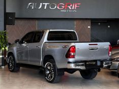 TOYOTA HILUX 2.8 SRX 4X4 CD 16V 2018/2019 AUTOGRIF MOTORS CAMPO BOM / Carros no Vale