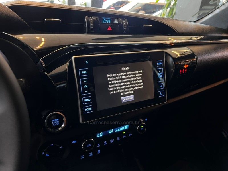 TOYOTA HILUX 2.8 SRX 4X4 CD 16V 2018/2019 AUTOGRIF MOTORS CAMPO BOM / Carros no Vale