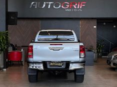 TOYOTA HILUX 2.8 SRX 4X4 CD 16V 2018/2019 AUTOGRIF MOTORS CAMPO BOM / Carros no Vale