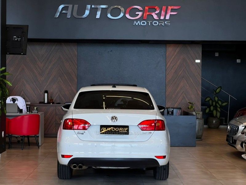 VOLKSWAGEN JETTA 2.0 TSI HIGHLINE 211CV DSG 2014/2014 AUTOGRIF MOTORS CAMPO BOM / Carros no Vale
