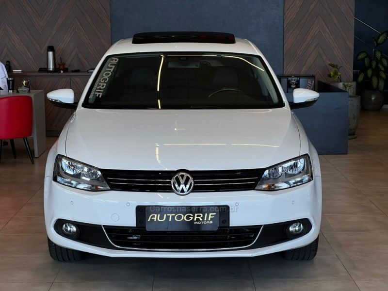 VOLKSWAGEN JETTA 2.0 TSI HIGHLINE 211CV DSG 2014/2014 AUTOGRIF MOTORS CAMPO BOM / Carros no Vale
