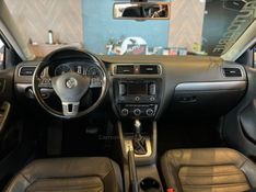 VOLKSWAGEN JETTA 2.0 TSI HIGHLINE 211CV DSG 2014/2014 AUTOGRIF MOTORS CAMPO BOM / Carros no Vale