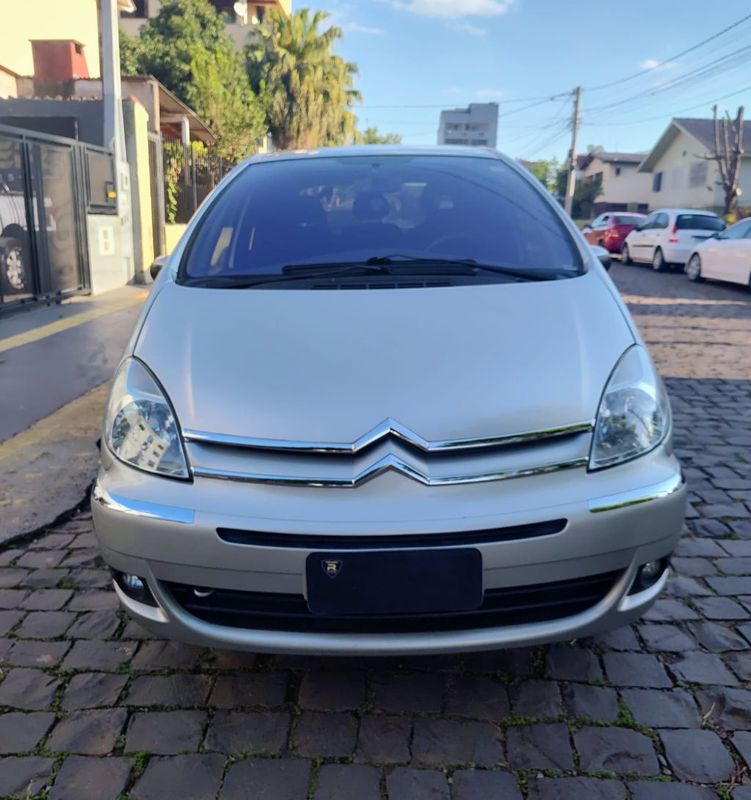Citroen Xsara Picasso Exclus 1.6/ 16V 2011/2012 RENNER AUTOMÓVEIS LAJEADO / Carros no Vale