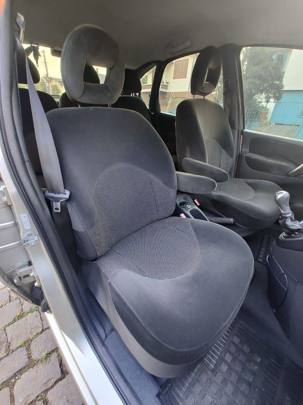 Citroen Xsara Picasso Exclus 1.6/ 16V 2011/2012 RENNER AUTOMÓVEIS LAJEADO / Carros no Vale