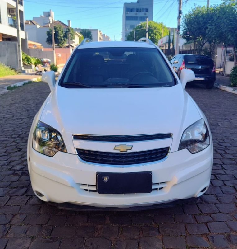 CHEVROLET CAPTIVA SPORT FWD 2.4 16V 171/185cv 2014/2015 RENNER AUTOMÓVEIS LAJEADO / Carros no Vale CHEVROLET CAPTIVA SPORT FWD 2.4 16V 171/185cv 2014/2015 RENNER AUTOMÓVEIS LAJEADO / Carros no Vale