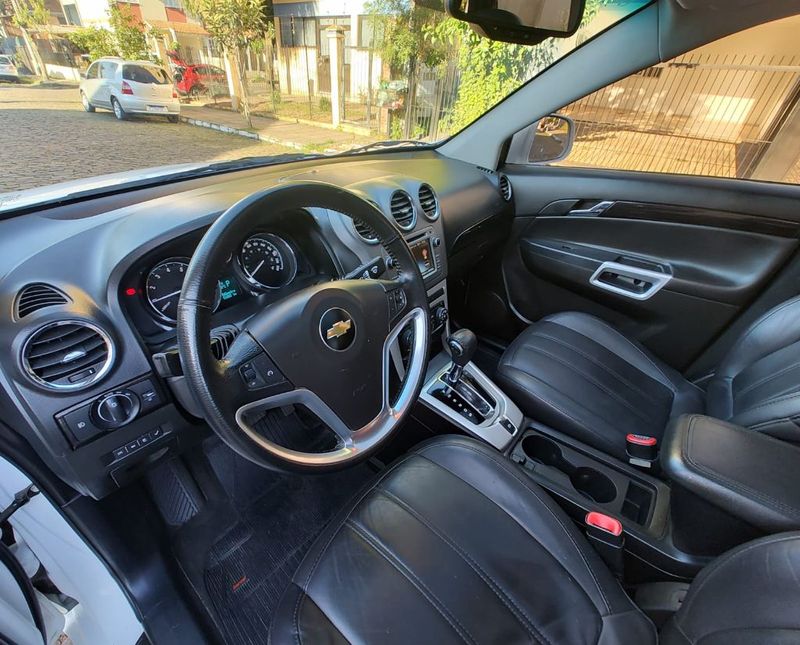 CHEVROLET CAPTIVA SPORT FWD 2.4 16V 171/185cv 2014/2015 RENNER AUTOMÓVEIS LAJEADO / Carros no Vale CHEVROLET CAPTIVA SPORT FWD 2.4 16V 171/185cv 2014/2015 RENNER AUTOMÓVEIS LAJEADO / Carros no Vale